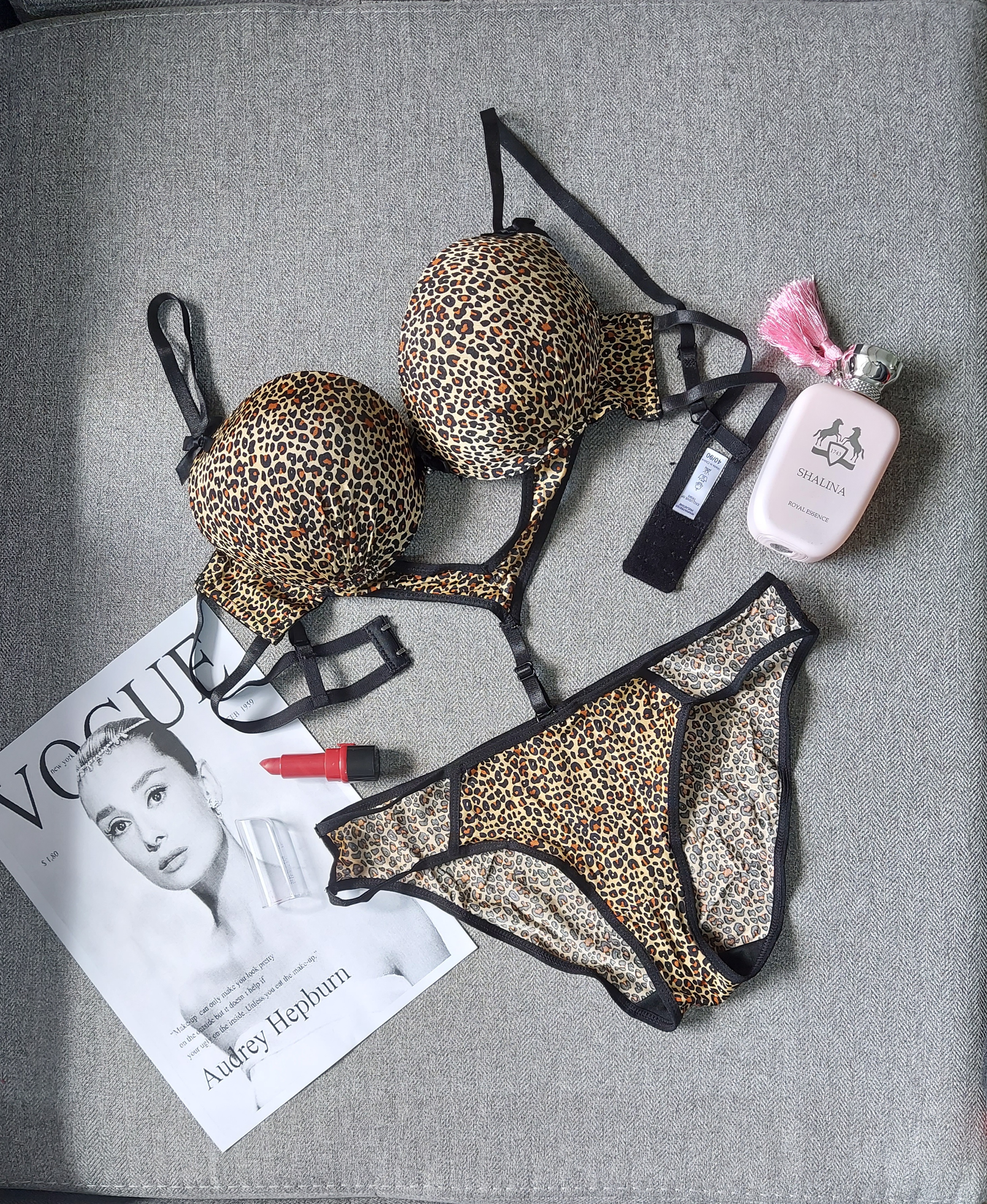 ست اسفنجی پلنگی