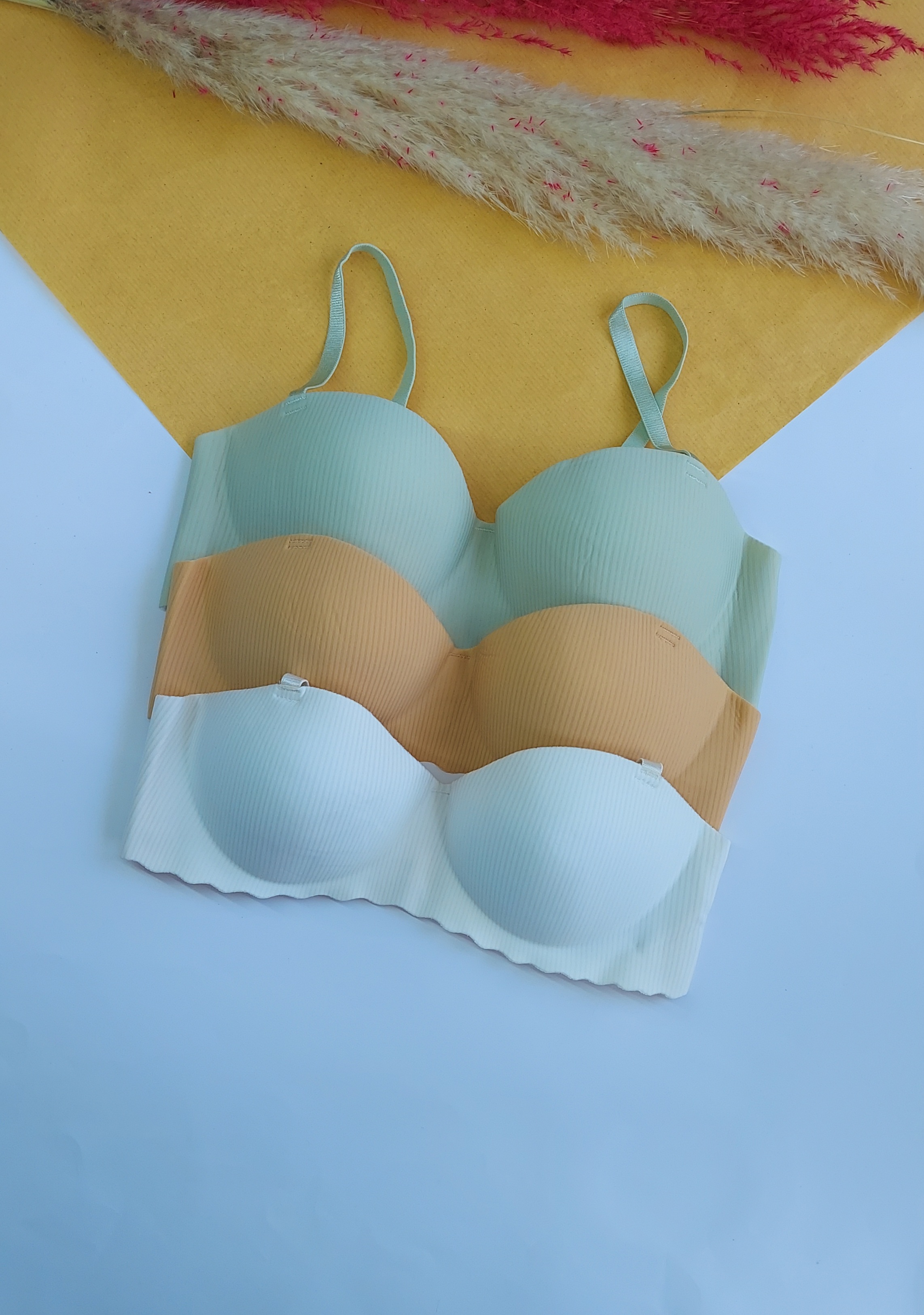 سوتین لیزری